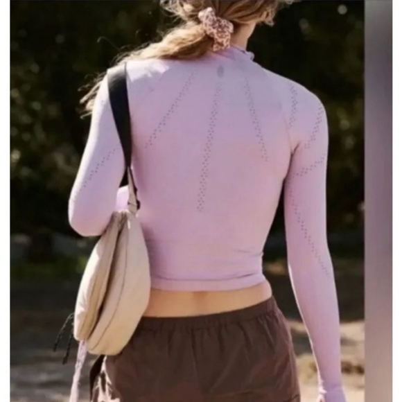 Free People Movement Good Karma High Neck Lavender long sleeve Top Size XS NWOT - Picture 2 of 7
